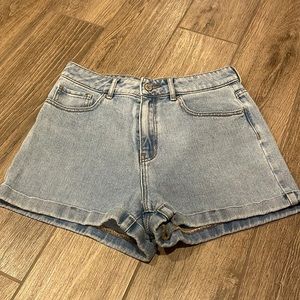 denim PacSun, mom Jean shorts
